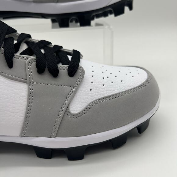 Mens Size 9.5 Nike Jordan 1 Retro MCS Low Grey White Baseball Cleats CJ8524 012 - Picture 2 of 7